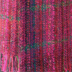 手織りウールマフラー(よこ糸にリング糸、グリーン横じま) 7枚目の画像