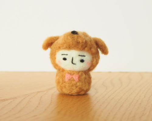 羊毛フェルト＞手のりサイズのミニこけし（トイプードル） 羊毛