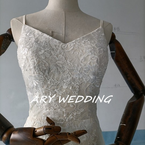 美品！花柄刺繍 薄シャンパンの色 ウエディングドレス 二次会  