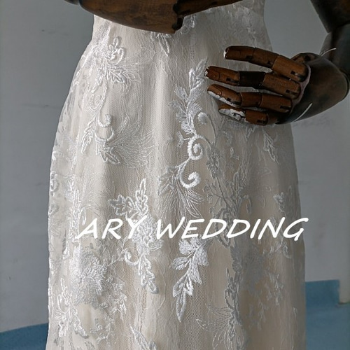 美品！花柄刺繍 薄シャンパンの色 ウエディングドレス 二次会  