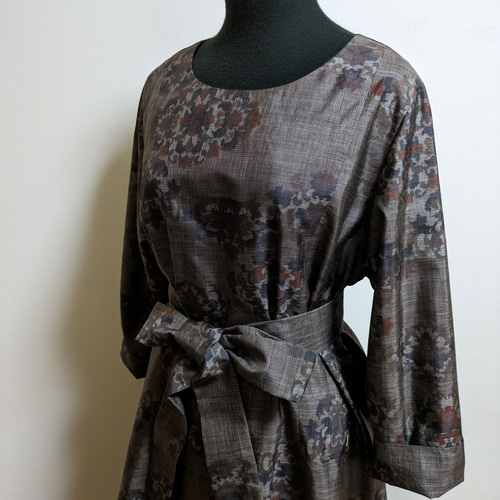 着物リメイクワンピース　大島紬正絹 SOLD 着物リメイク ワンピース 大島紬 L〜LL ワンピース さら