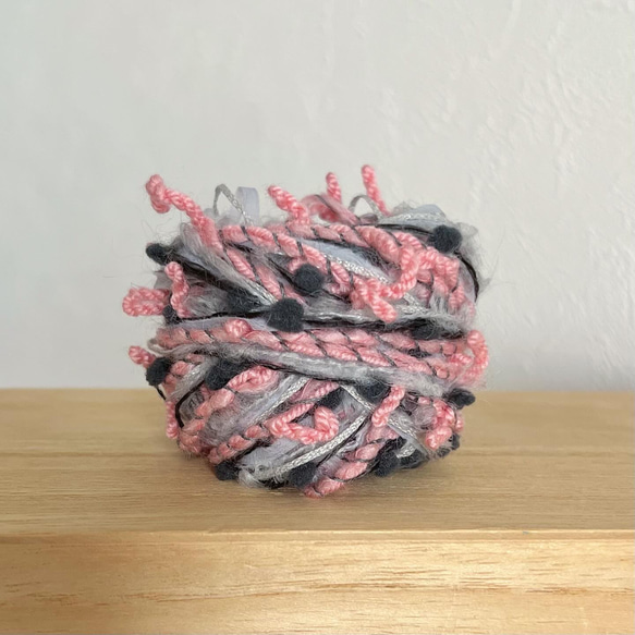 引き揃え毛糸玉*サーモンピンク×グレーボンボン 毛糸 Decora 通販