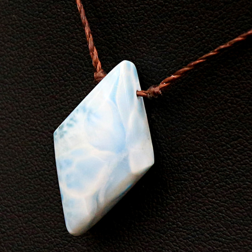 ハイクオリティ　ラリマールース　8 ネックレス　天然石 楽天市場】ラリマー ネックレス 天然石 ペンダント 18金 K18 ロイヤル