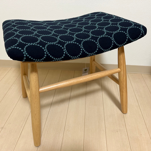 ミナペルホネン スツール タンバリン 丸脚 【 新インディゴ/ダーク