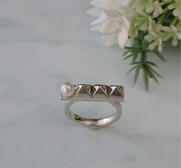 Studs & pearl  bar  ring【再販】 1枚目の画像