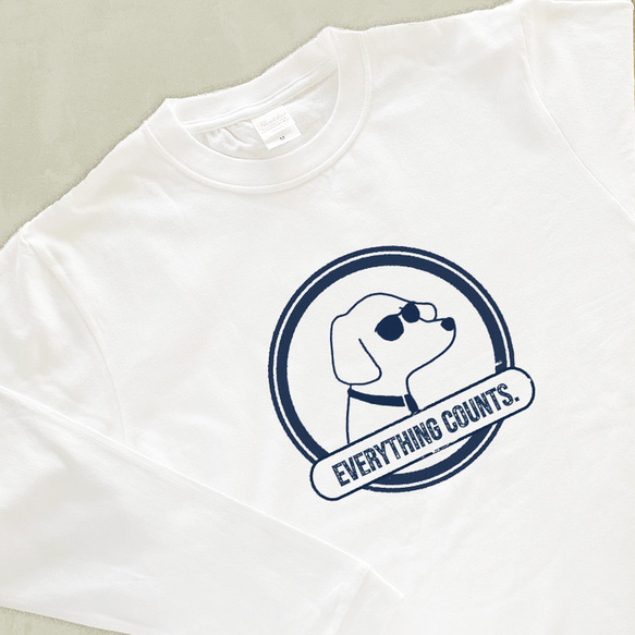 【厚手ロングスリーブ】サングラスネクタイ犬｜選べる犬Tシャツ 1枚目の画像