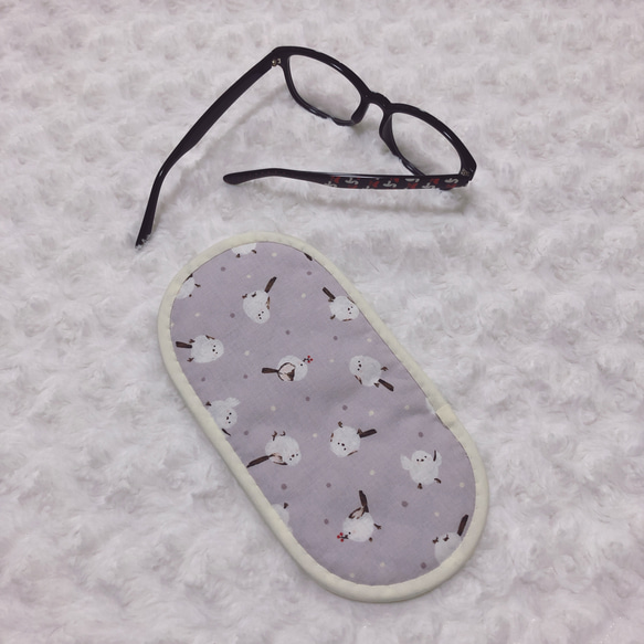 １６８１．大人可愛い　シマエナガ柄のメガネケース　くすみラベンダー　マイクロファイバー使用スリムタイプ　再販３ 2枚目の画像