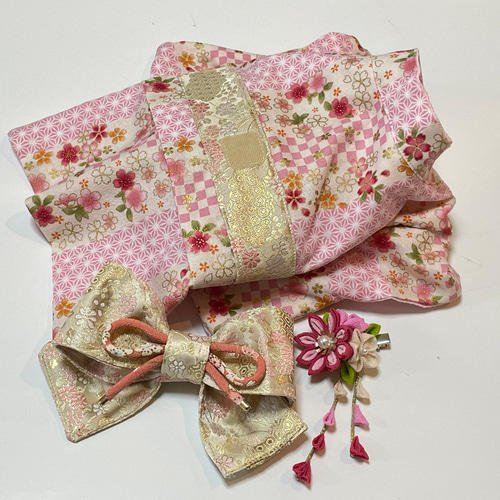 ☆犬服☆つまみ細工帯飾り付き 犬用着物 女の子用 桜柄 ピンク ペット