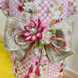 ★新作★⭐︎犬服⭐︎ つまみ細工帯飾り付き 犬用着物　女の子用　桜柄 ピンク 7枚目の画像