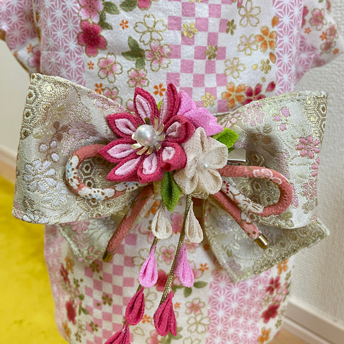 ☆*花柄ピンク着物☆*　犬服　犬服用お着物 犬の着物✨犬用本格大振袖 お引き摺り M ピンク 金彩入り正絹 犬