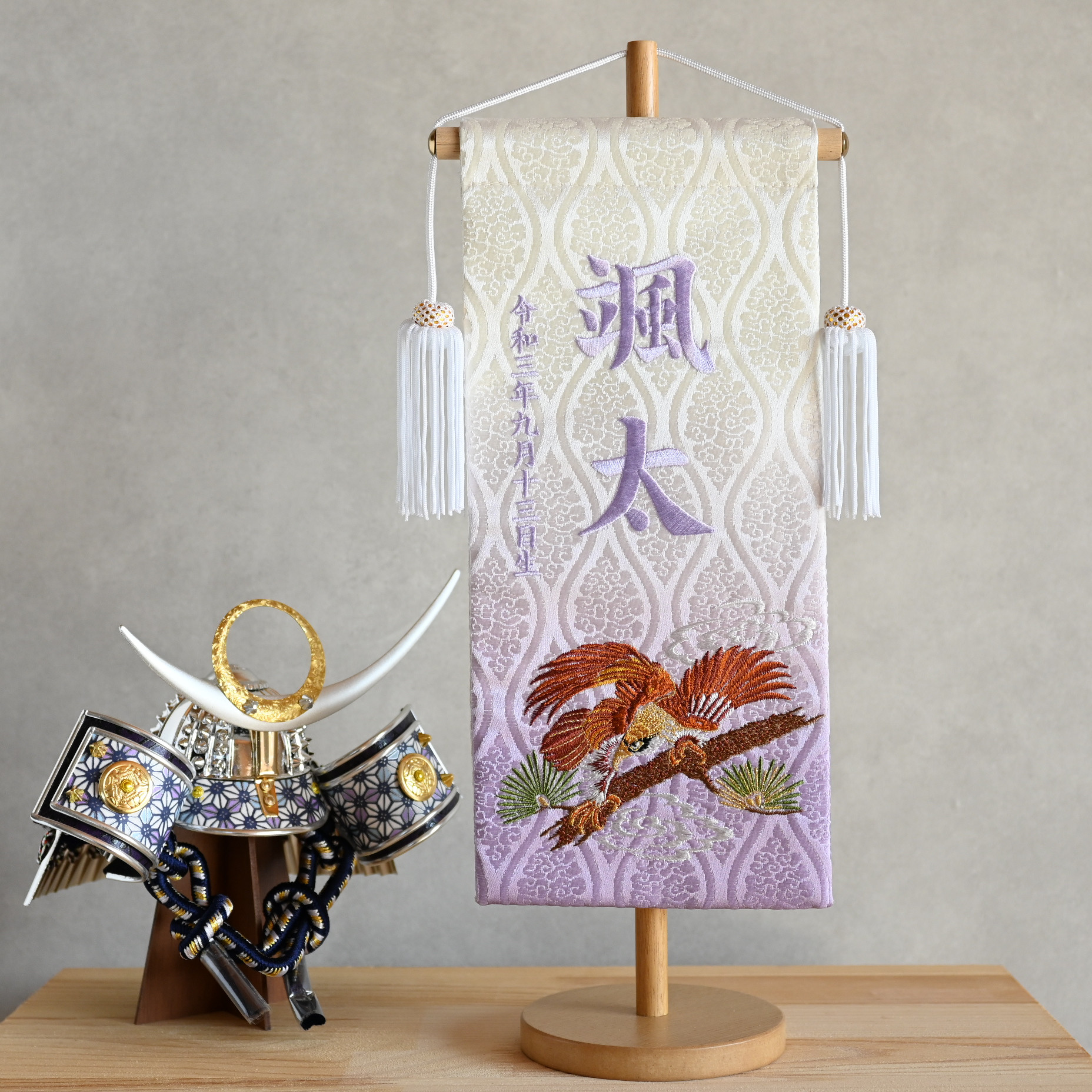 花と動物 インドの伝統的なハンドメイド総刺繍アート 大きな額装 5月末まで
