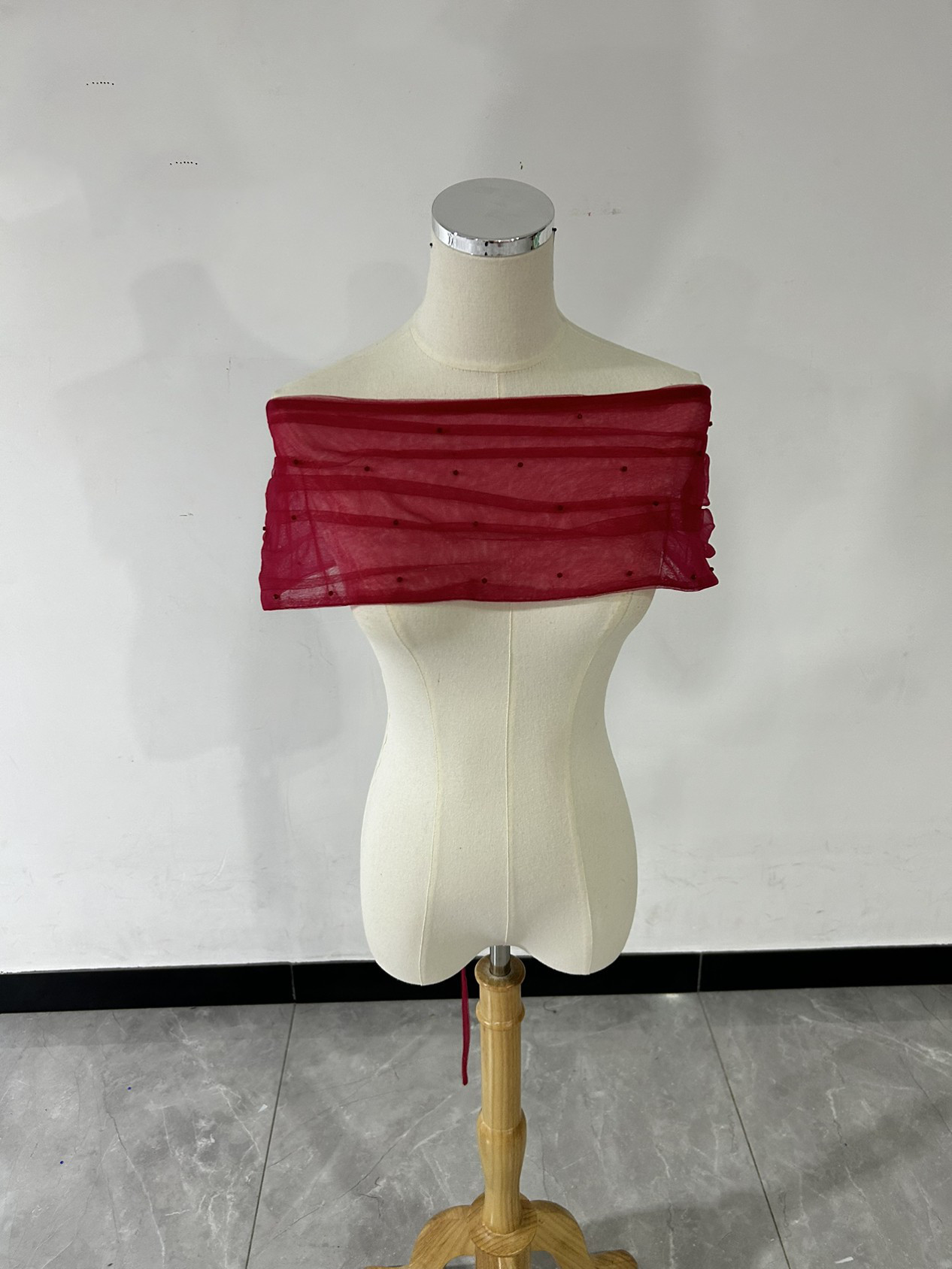 ポンチョ ワインレッドオフショルダー　ロールカラー　ドレスアレンジ　編み上げ 色直し　サイズ調整可能