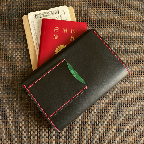 Cヌメ革黒染料oil】国際免許証＆SIMカードが入るパスポートケース PPC