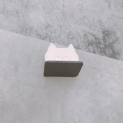 極小！？小さい猫　まな板立て　白色　磁石付き　キッチン用品　かわいい　ネコちゃん 11枚目の画像