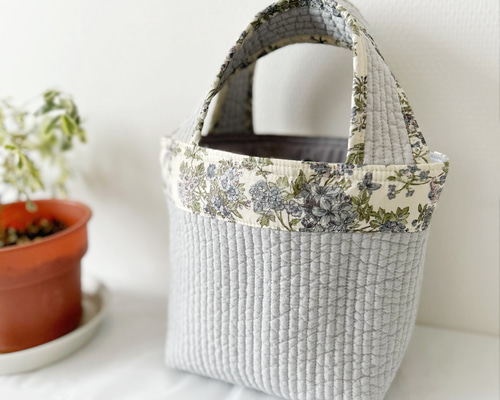 tooco様　ハンドメイド　リバティ　バッグ　オーダーページ cb16034f235f7e196b153bd1286517
