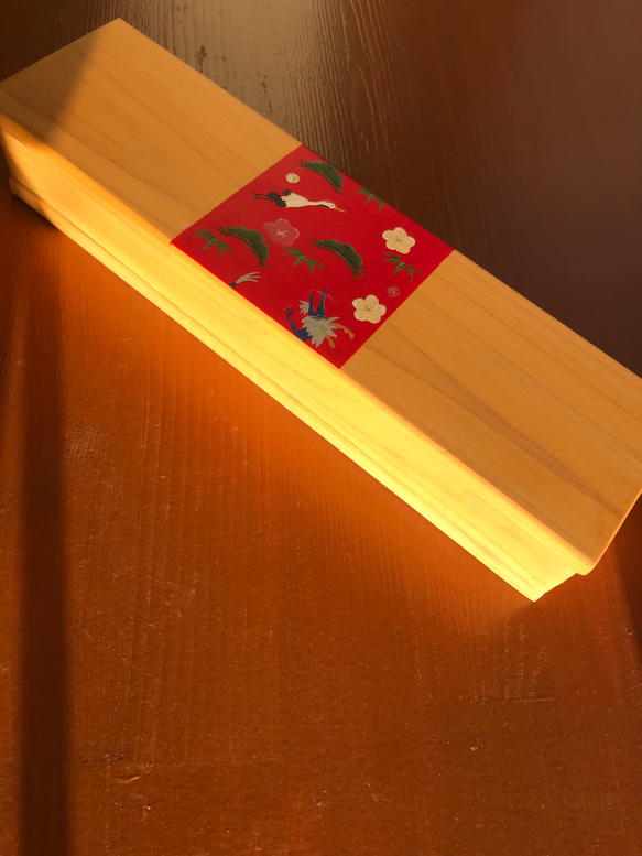 食卓に置ける箸箱　松竹梅　和柄　カトラリーケース　メガネ入れ　小物入れ　蓋付き木製　少人数用 6枚目の画像