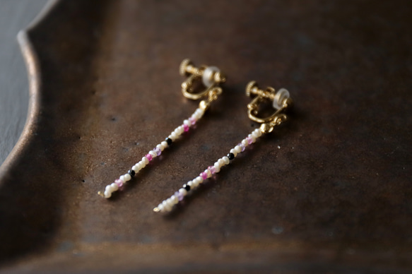 蠕蟲（紅寶石、粉紅托帕石、紫水晶）耳環 [14kgf]/耳環 (#1082/#1083) 第17張的照片
