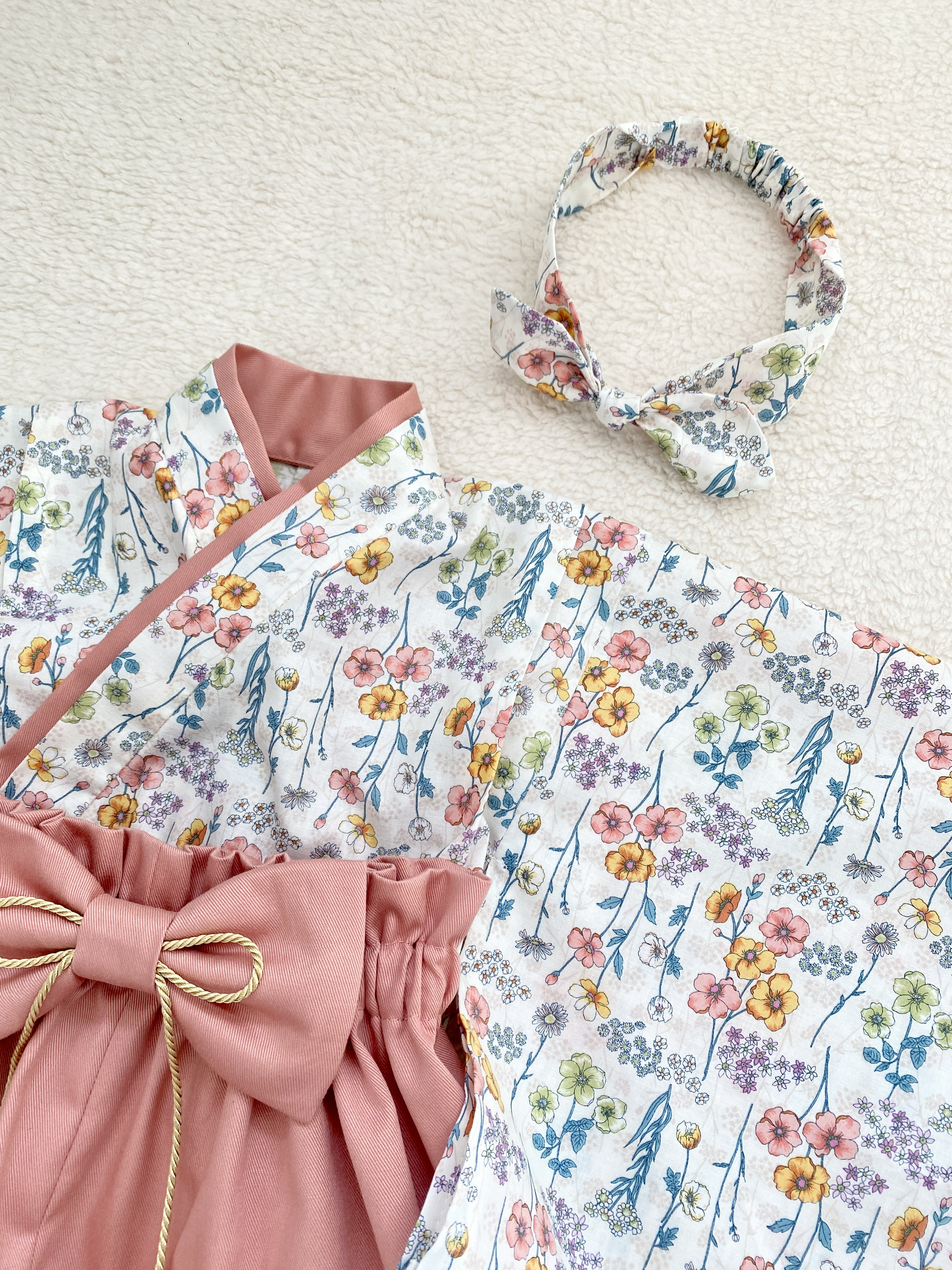 【受注生産✨送料無料】ベビー・キッズ袴＊ボタニカル柄オフホワイト×ピンク＊