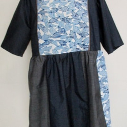 ７４０４　藍大島紬と柄入りの着物で作ったチュニック　#送料無料 1枚目の画像
