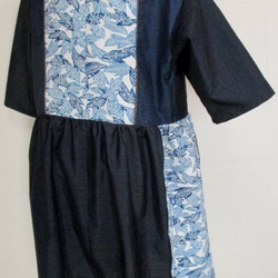 ７４０４　藍大島紬と柄入りの着物で作ったチュニック　#送料無料 4枚目の画像