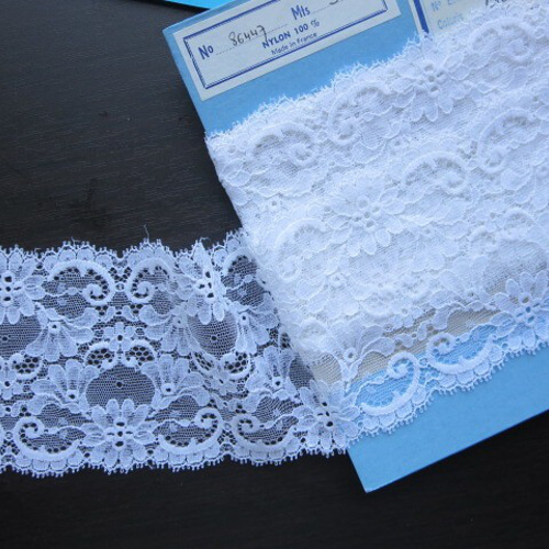 フランスアンティーク レース巻きn.11 チュールレース刺繍 9cm幅