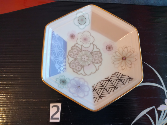 優しい和食器シリーズ 【和花柄の六角小皿】 9枚目の画像