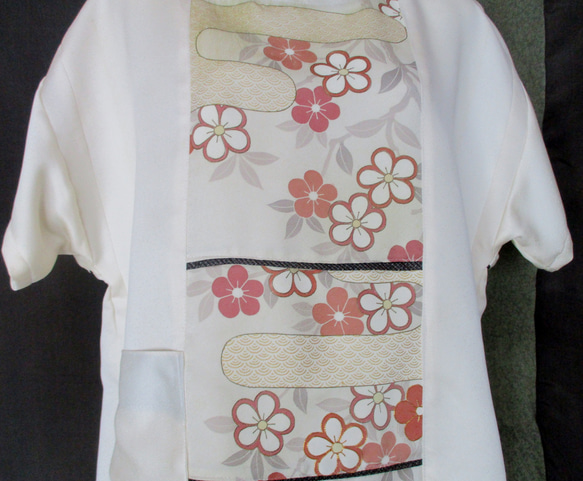 ７４０５　花柄の着物で作ったプルオーバー　#送料無料 4枚目の画像