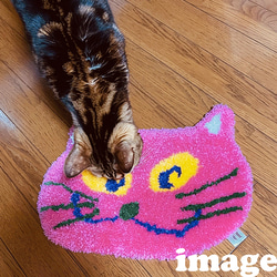 ★Nyan Rug★ 貓型毛茸茸的地毯墊 可以騎在上面，也可以裝飾它♪♪ 第4張的照片