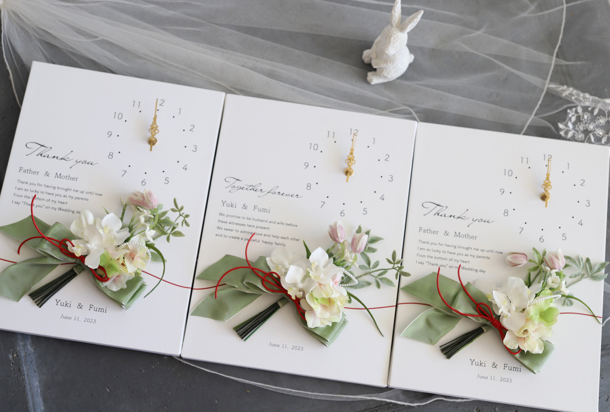 特典付き！☆ご両親様へのプレゼントに…家族と家族が赤い糸でつながるフラワー時計　　結婚式のご両親贈呈品