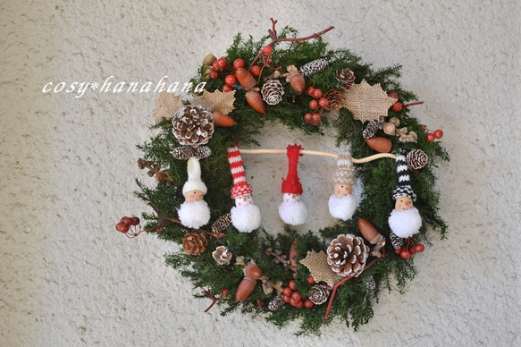 どんぐりとスノーマン達のクリスマスwreath リース cosy 通販 16689233