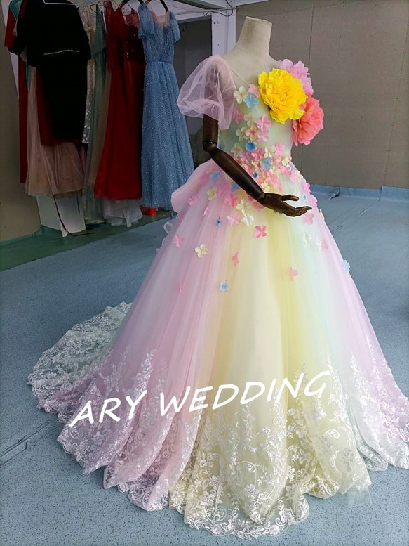 高品質！ レインボースカート ベアトップカラードレス　ウエディングドレス　 プリンセスライン 憧れのドレス 3枚目の画像