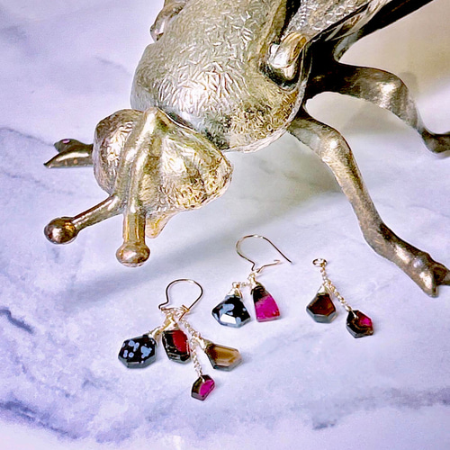 14kgfスノーフレークオブシディアン　ピアス 14kgfスノーフレークオブシディアンの一粒ピアス／イヤリング ピアス