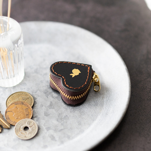 ❤︎うさぎの心❤︎小さいハートの牛革コインケースorジュエリーケース