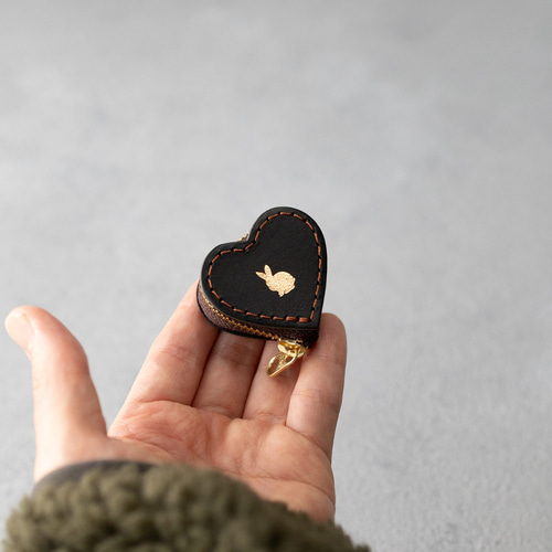 ❤︎うさぎの心❤︎小さいハートの牛革コインケースorジュエリー