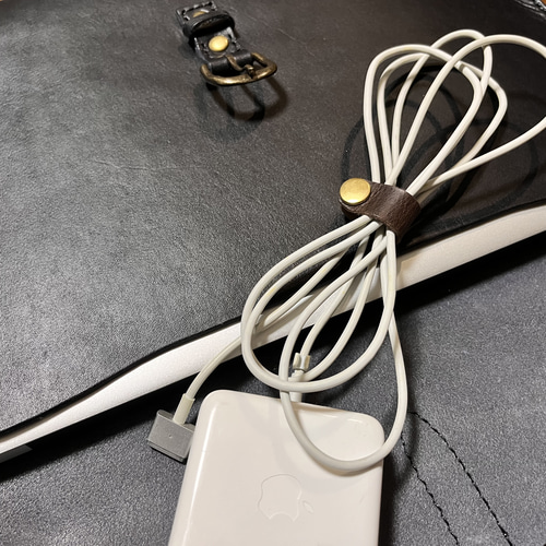 Macbook Air 2017 純正充電器、パソコンケース付き 31-ZyCootXL.jpg_BO30,255,255,