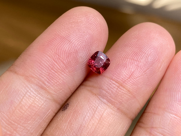 SR46 落ち着き緋色 ミャンマー産 天然 スピネル ルース 裸石 赤