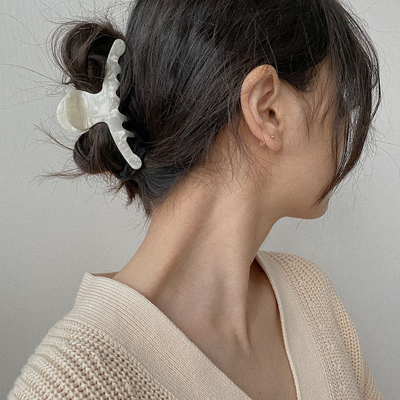 【在庫処分 数限定セール￥399】韓国ファッション　ヘアクリップ 　ヘアアクセサリー　-7024 1枚目の画像