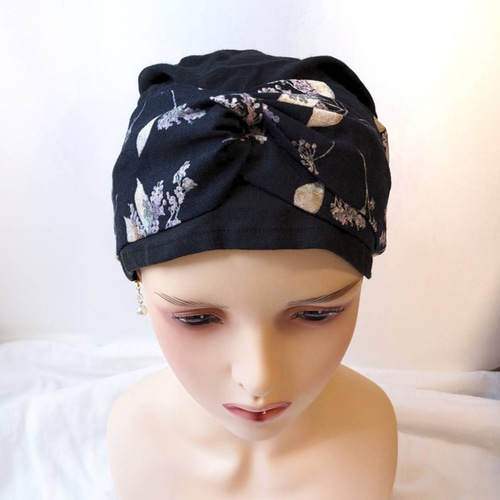 繊細なフラワー✕ブラック/ケア帽子 医療用帽子 ヘアバンド帽子 繊細なフラワー✕ブラック/ケア帽子 医療用帽子 ヘアバンド帽子