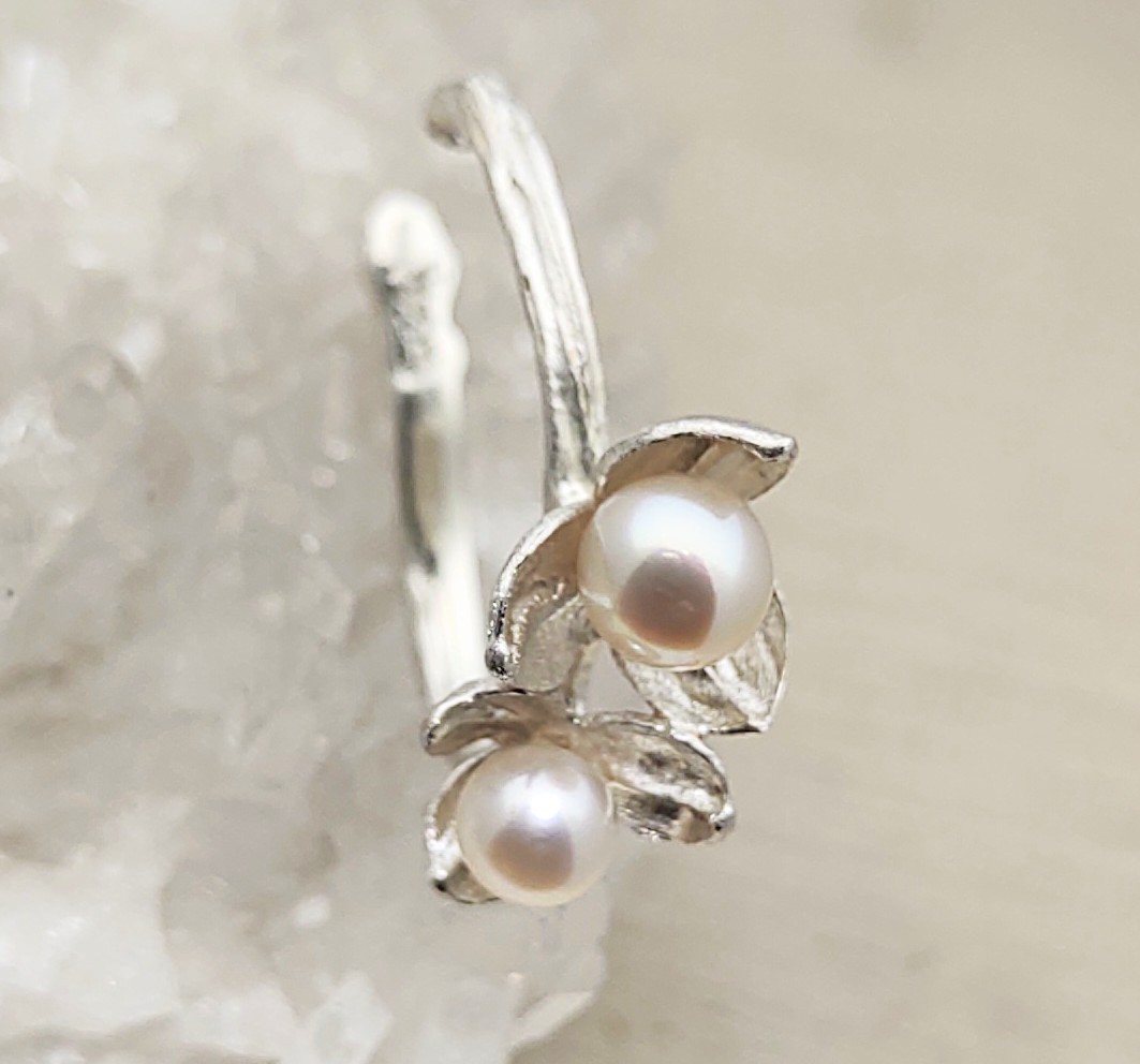 ツルウメモドキ2輪＊925イヤーカフ