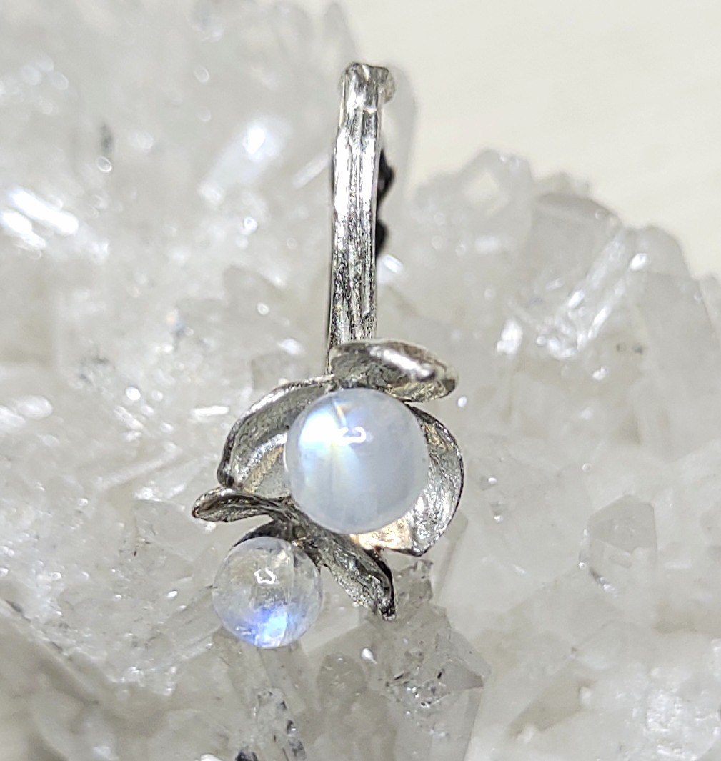 ツルウメモドキ2輪＊925イヤーカフ