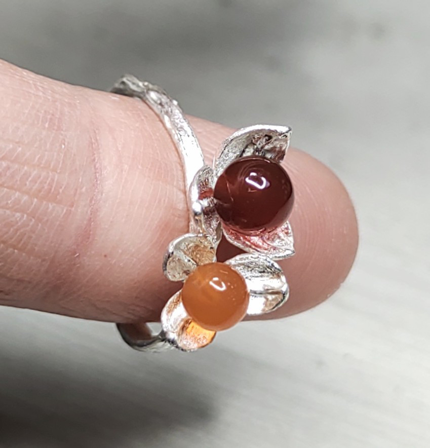 ツルウメモドキ2輪＊925イヤーカフ