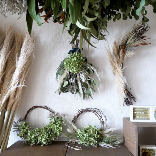 雑貨屋さんのアナベルリース　ドライフラワーリース 雑貨屋さんのアナベルリース ドライフラワーリース - メルカリ