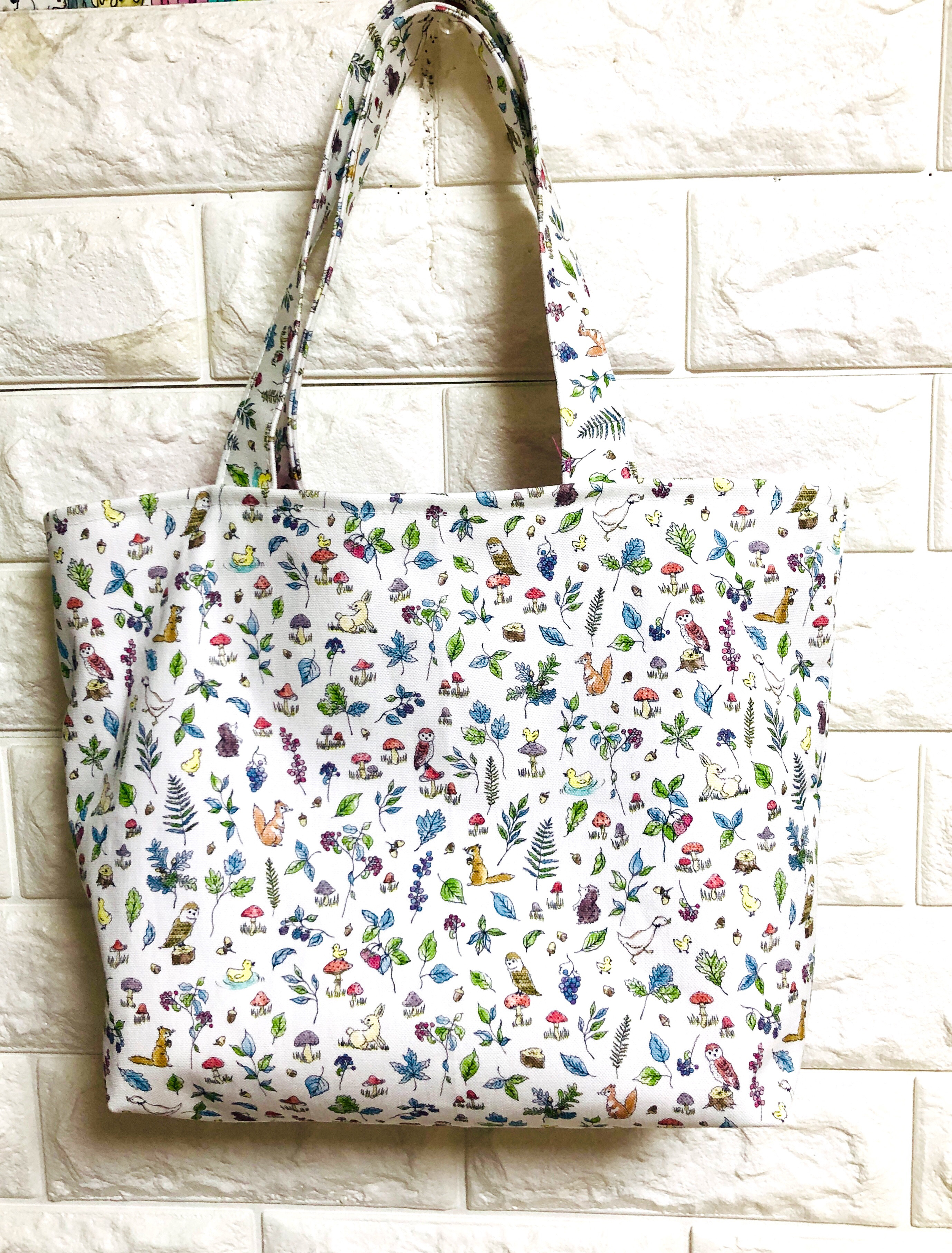 tooco様　ハンドメイド　リバティ　バッグ　オーダーページ tooco様 ハンドメイド リバティ バッグ オーダーページ