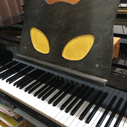 グランドピアノ用補助譜面台　限定製作「ニャア専用（まんまる目）」 15枚目の画像