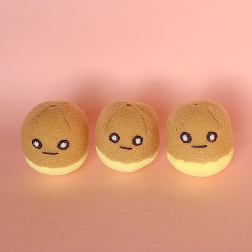 鈴カステラのぬいぐるみ ぬいぐるみ くろまるファクトリー 通販