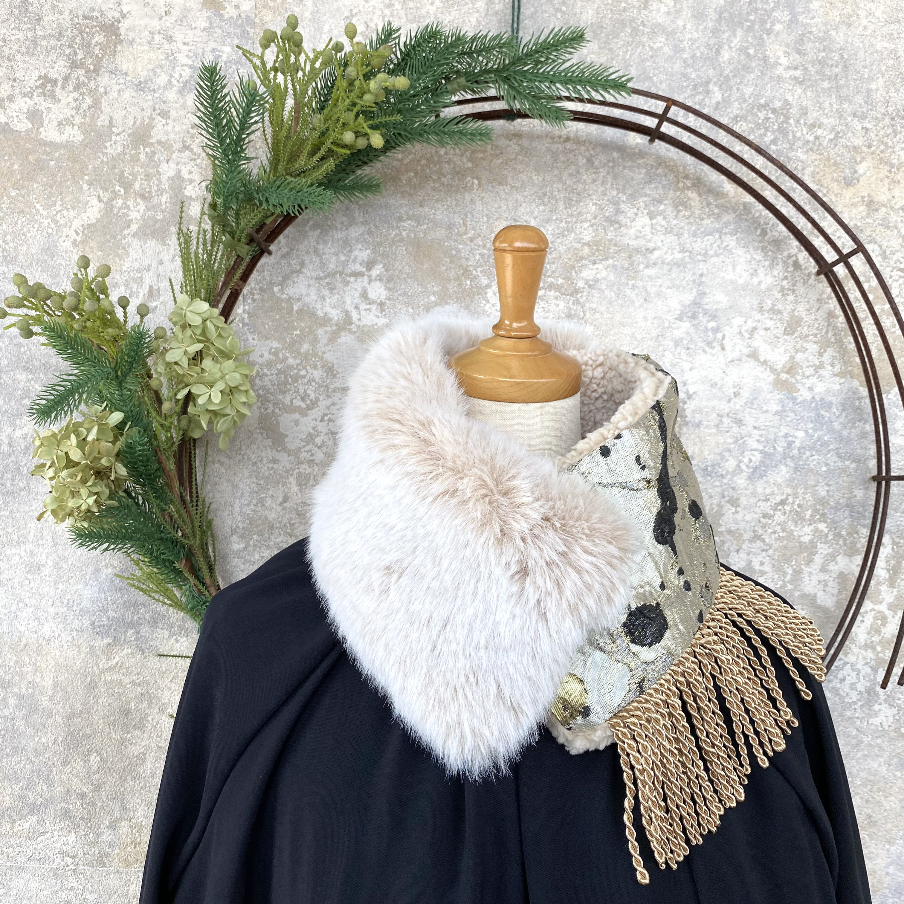 kieu✴︎簡単装着‼︎個性派マグネットスヌード(リズムホワイト)