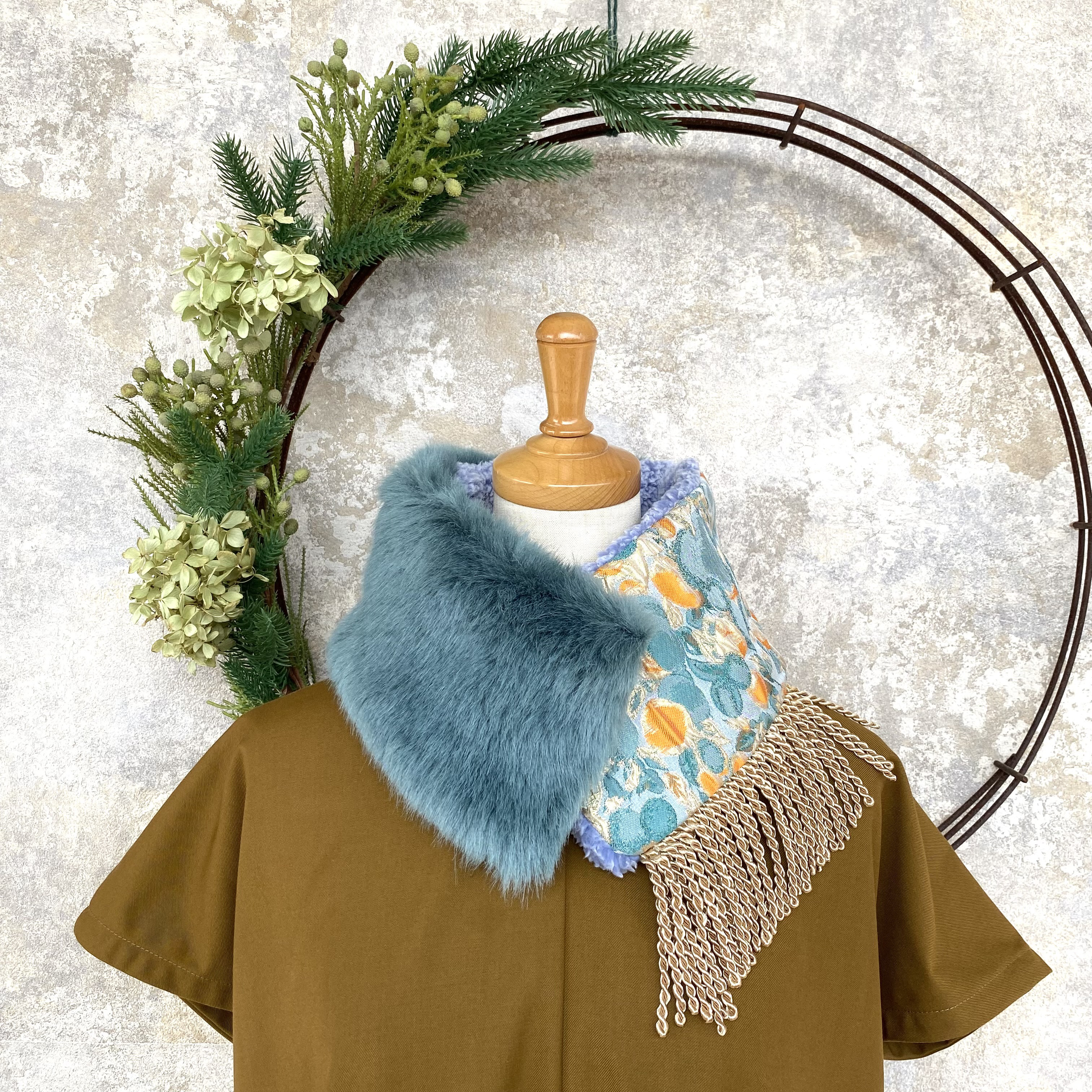 kieu✴︎簡単装着‼︎個性派マグネットスヌード(色彩のブルース)