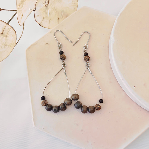 ウッドビーズピアス ‎ ‎ ‎ܰ unique ܱ ピアス（フープ） Rashisa Pro  