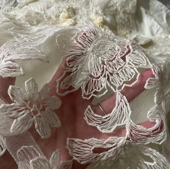 チャイナシャツ　チャイナブラウス　白　ホワイト総柄　花柄　古着　シースルー　ブラウス　　半袖　刺繍　民族 4枚目の画像