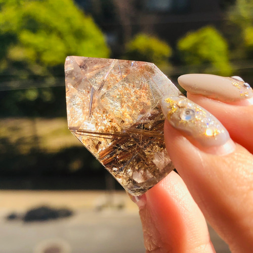 ルチルクォーツのポイント 天然石 虹色の星 通販 16692522｜Creema